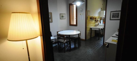 2 غرف نوم شقة في Pistoia, Italy رقم 164301 10