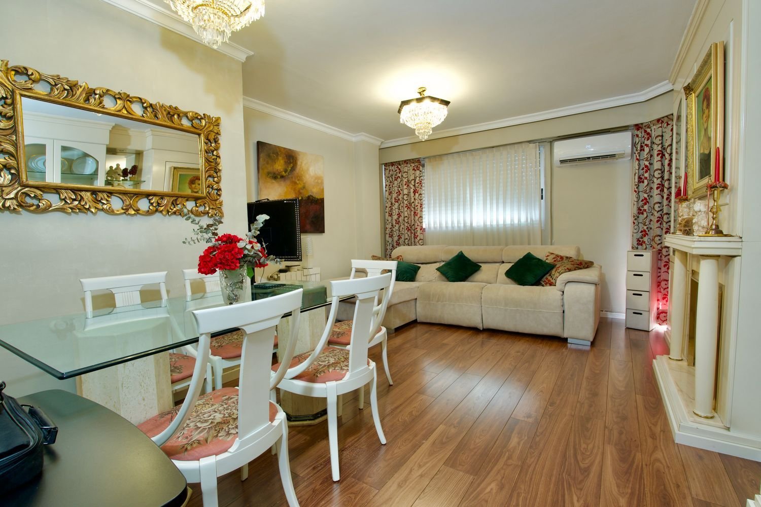 3 bedrooms Apartment in Valencia, Spain No. 137844