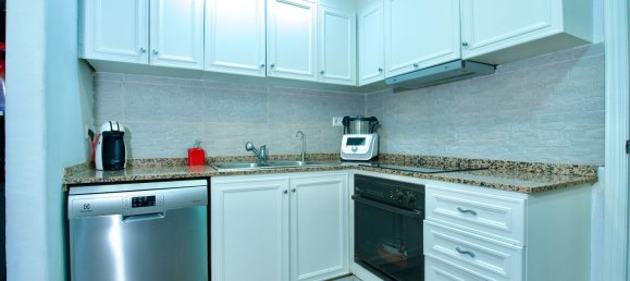 3 bedrooms Apartment in Valencia, Spain No. 137844 10