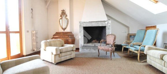 Квартира с 2 спальнями в Марьяно Коменсе, Италия № 268806 22