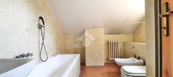 Квартира с 2 спальнями в Марьяно Коменсе, Италия № 268806 28