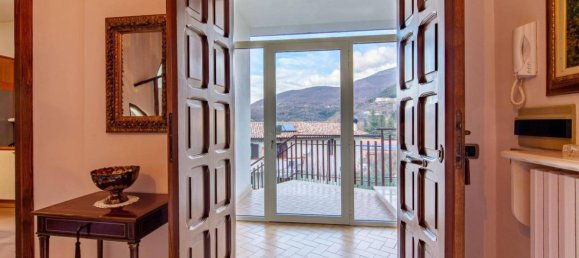 Вилла с 6 спальнями в Читтадукале, Италия № 70180 37