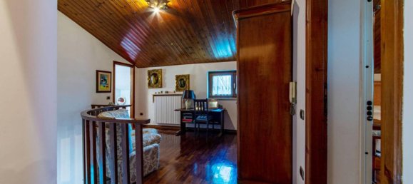 Вилла с 6 спальнями в Читтадукале, Италия № 70180 5