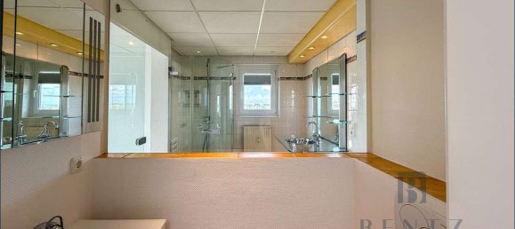 Квартира с 4 комнатами в Бремерхафен, Германия № 242597 17