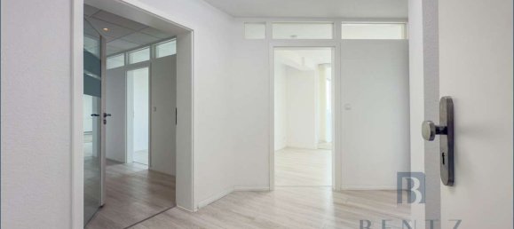 Квартира с 4 комнатами в Бремерхафен, Германия № 242597 21