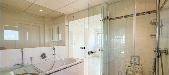 Квартира с 4 комнатами в Бремерхафен, Германия № 242597 16