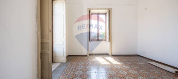 5-Zimmer Wohnung in Catania, Italy, Nr. 79566 7