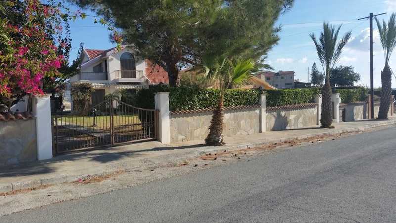 4 bedrooms Villa in Parekklisia, Cyprus No. 20758