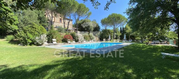 16 bedrooms House in Corciano, Italy No. 55855 4