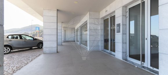 350m² Warehouse in Sesimbra, Portugal No. 50073 15