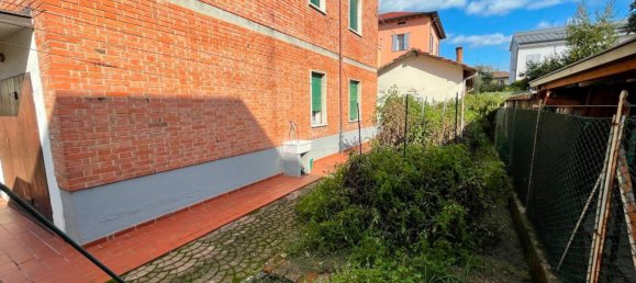 8 rooms House in Reggio Emilia, Italy No. 93096 7