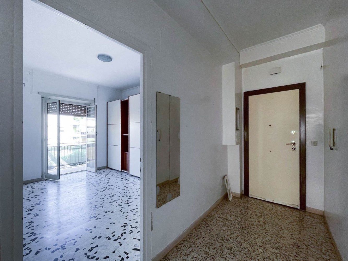 2-salle Appartement à Rome, Italy No. 293351