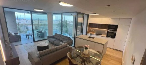 Квартира с 2 спальнями в Ларнака, Кипр № 26298 3