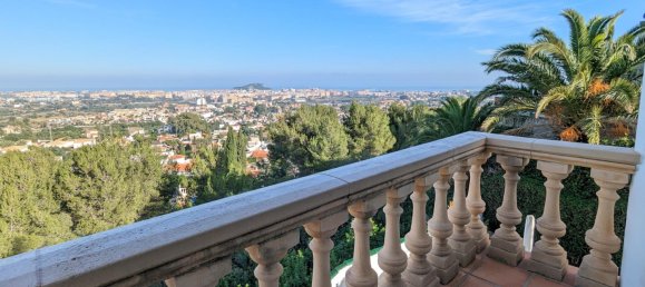 Villa de 3 dormitorios en Dénia, Spain No. 8317 18