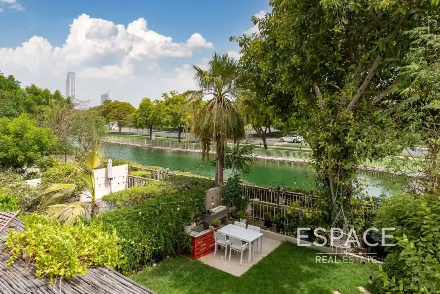 3 dormitorios villa en alquiler en The Springs, Dubai, UAE № 209739