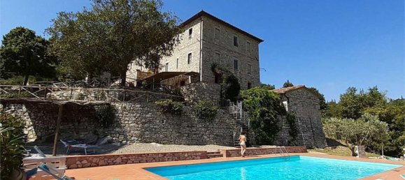 Отель, гостиница с 13 спальнями в Кастеллина ин Кьянти, Италия № 102397 3