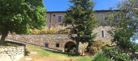 Отель, гостиница с 13 спальнями в Кастеллина ин Кьянти, Италия № 102397 12