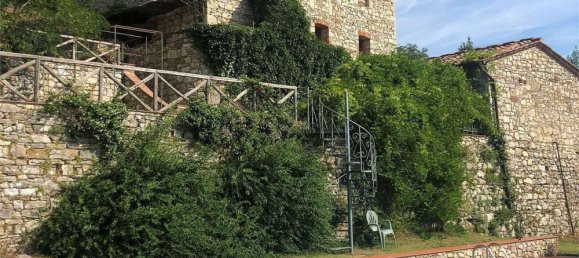 Отель, гостиница с 13 спальнями в Кастеллина ин Кьянти, Италия № 102397 28