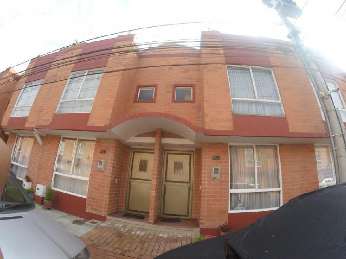 3 Schlafzimmer Haus in Cundinamarca, Colombia, Nr. 2354