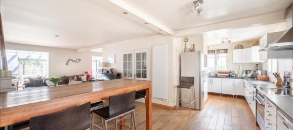 5 bedrooms House in Montesson, France No. 352144 2