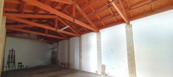 Apartamento de 8 divisões em Monserrato, Italy N.º 165545 12