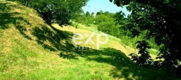 6 bedrooms House in Asti, Italy No. 373580 8