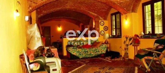 6 bedrooms House in Asti, Italy No. 373580 22