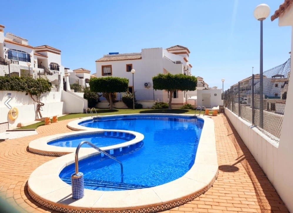 Квартира с 2 спальнями в Аликанте, Испания № 189481