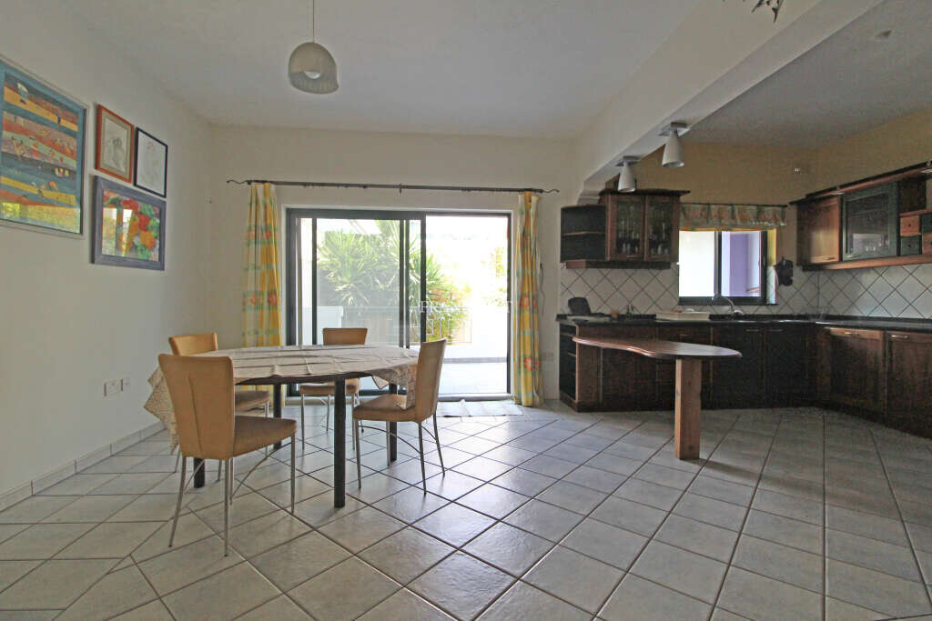 3 غرف نوم منزل في Swieqi, Malta رقم 3253