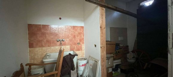 200m² Warehouse in Vezzano sul Crostolo, Italy No. 78857 3