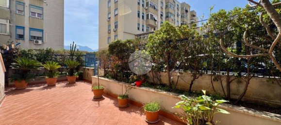 Apartamento de 3 dormitorios en Palermo, Italy No. 51726 17