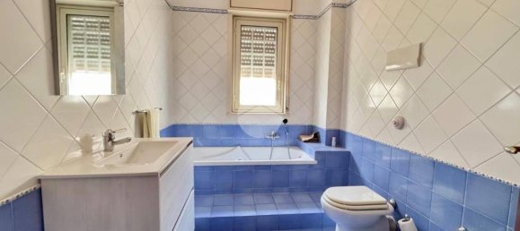 Apartamento de 3 dormitorios en Palermo, Italy No. 51726 32