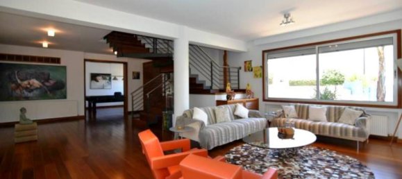 4 bedrooms Villa in Limassol, Cyprus No. 12725 2