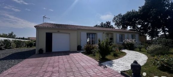 3 bedrooms House in Deux-Sevres, France No. 310163 3
