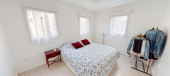 2 bedrooms Apartment in Ivry-sur-Seine, France No. 348431 7