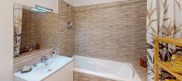 2 bedrooms Apartment in Ivry-sur-Seine, France No. 348431 5