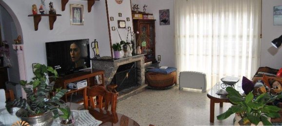 5 bedrooms House in Coma-Ruga, Spain No. 235 4