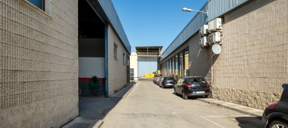 1400m² Warehouse in Granada, Spain No. 166612 28