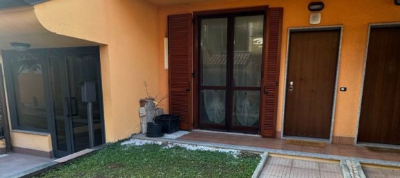 Квартира с 1 спальней в Боллате, Италия № 360495 3