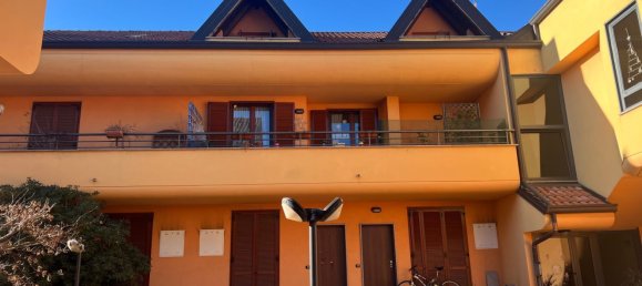 Квартира с 1 спальней в Боллате, Италия № 360495 2