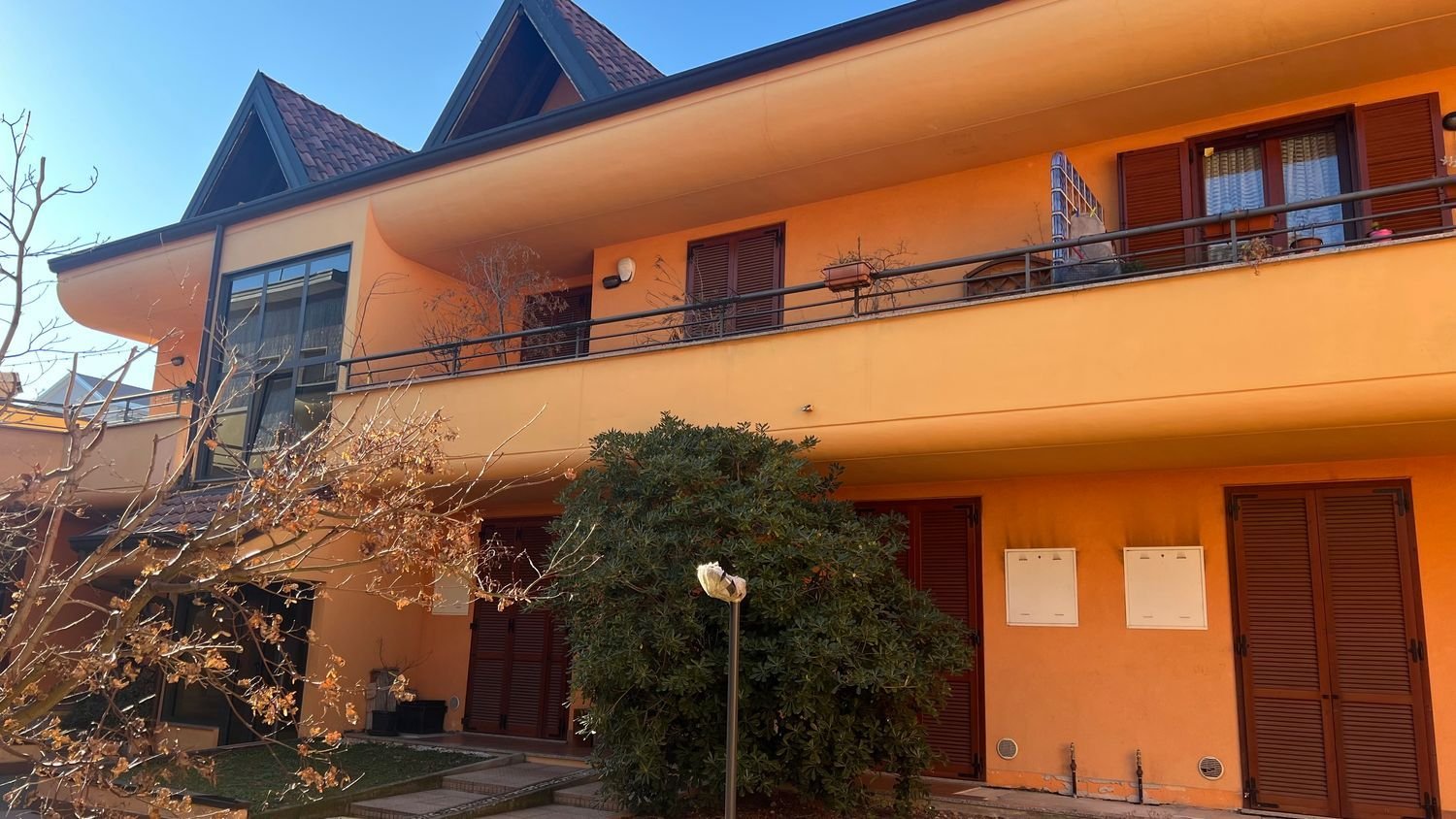 Квартира с 1 спальней в Боллате, Италия № 360495