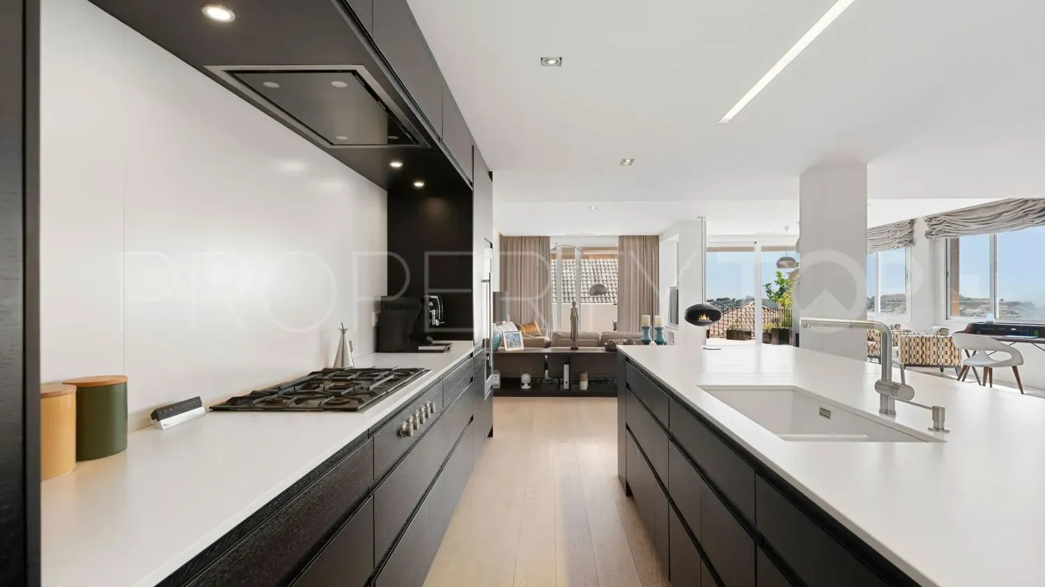 4 غرف نوم منزل ذو طابقين في Marbella, Spain رقم 134087