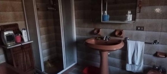 5 rooms Villa in Isola Rizza, Italy No. 39812 7