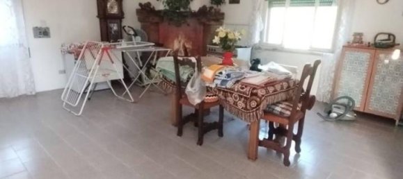 5 rooms Villa in Isola Rizza, Italy No. 39812 5