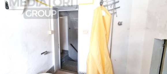 3 rooms House in Pistoia, Italy No. 23313 23