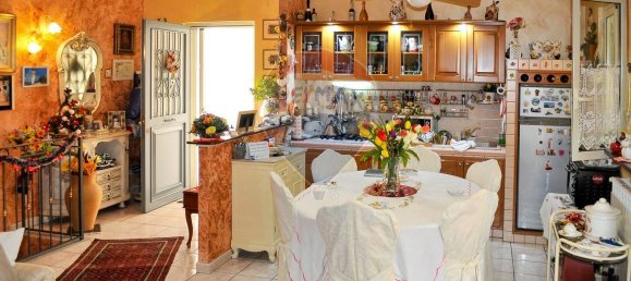 3 bedrooms Apartment in Catania, Italy No. 138512 18