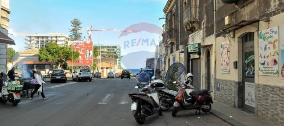 3 bedrooms Apartment in Catania, Italy No. 138512 5