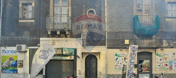 3 bedrooms Apartment in Catania, Italy No. 138512 6