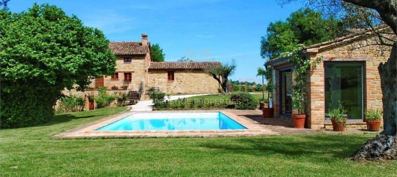 8 Schlafzimmer Gebäude in Gualdo, Italy, Nr. 118493 40