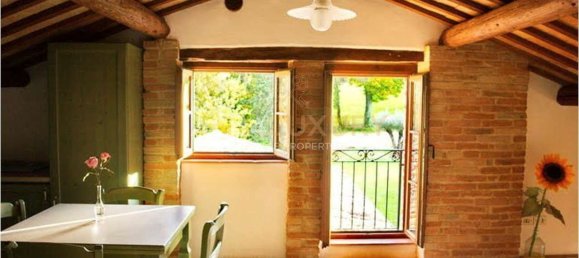 8 Schlafzimmer Gebäude in Gualdo, Italy, Nr. 118493 8